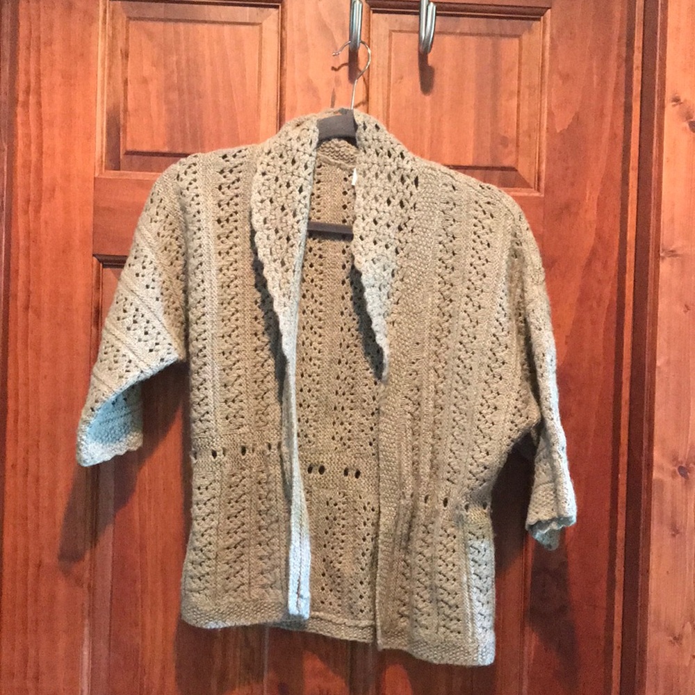 Ann Taylor Loft grey sweater. Small